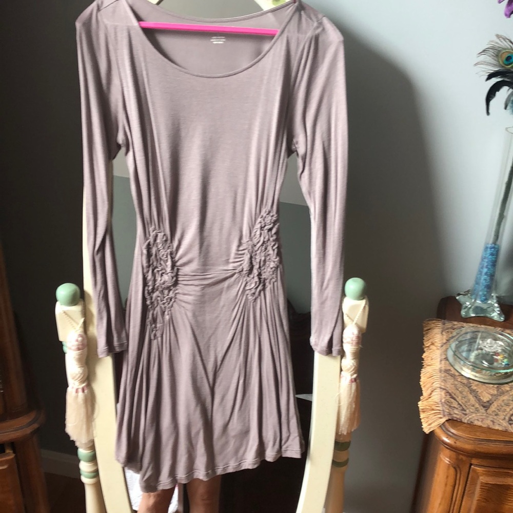 Long tan top - Picture 1 of 3